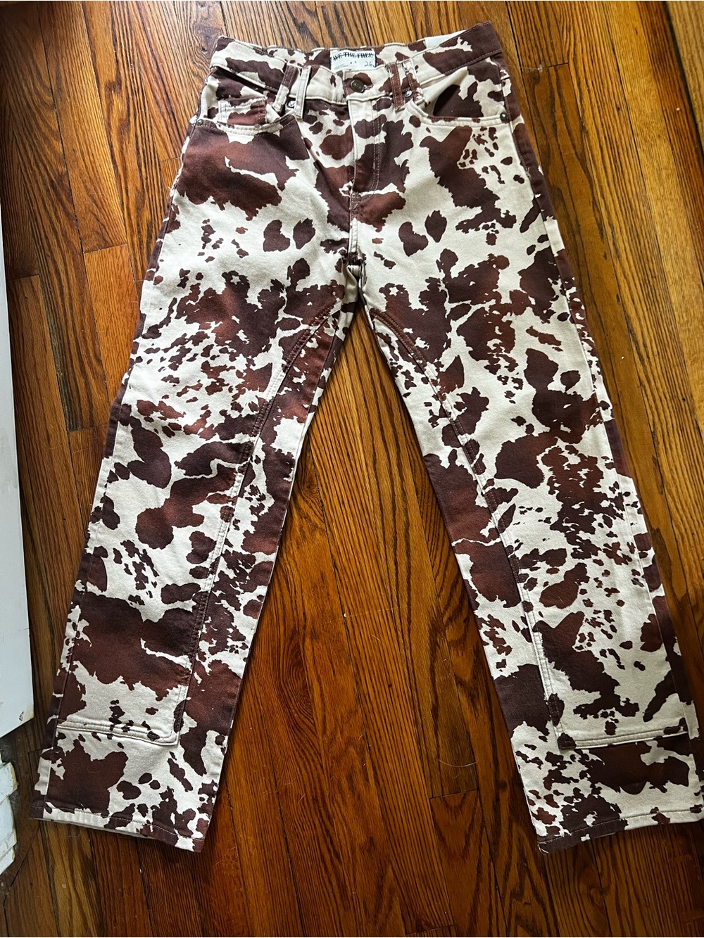 New! Free People We The Free Risk Taker Cow Print Mid Rise Denim Pant Size 26